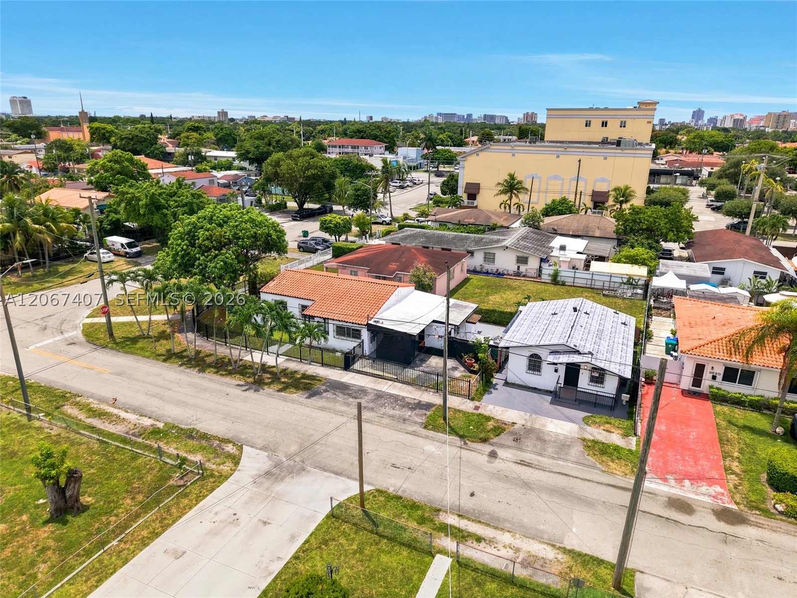 3500 NW 1st St, Miami FL 33125