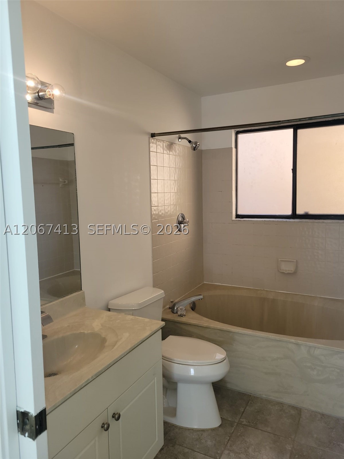 8075 NW 71st Ct #8075, Tamarac FL 33321