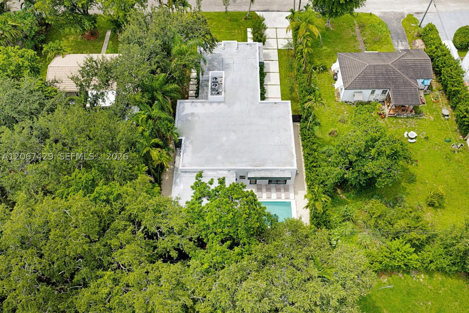 1015 NE 114th St, Biscayne Park FL 33161