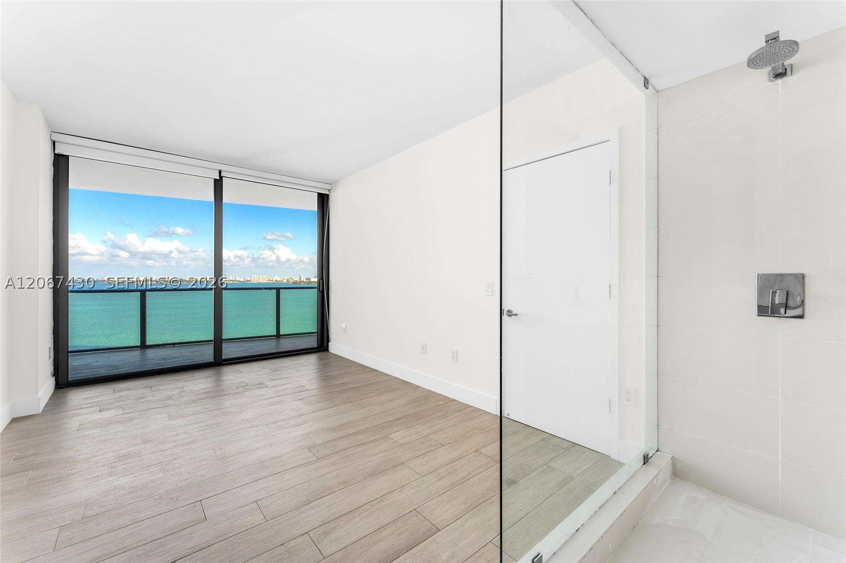 460 NE 28th St #1803, Miami FL 33137