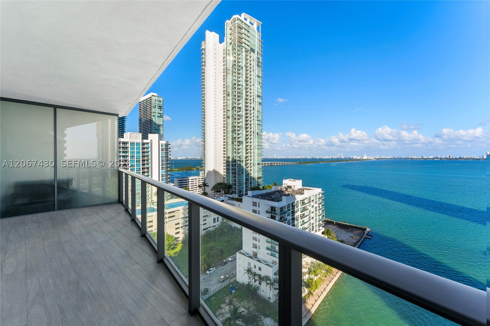 460 NE 28th St #1803, Miami FL 33137