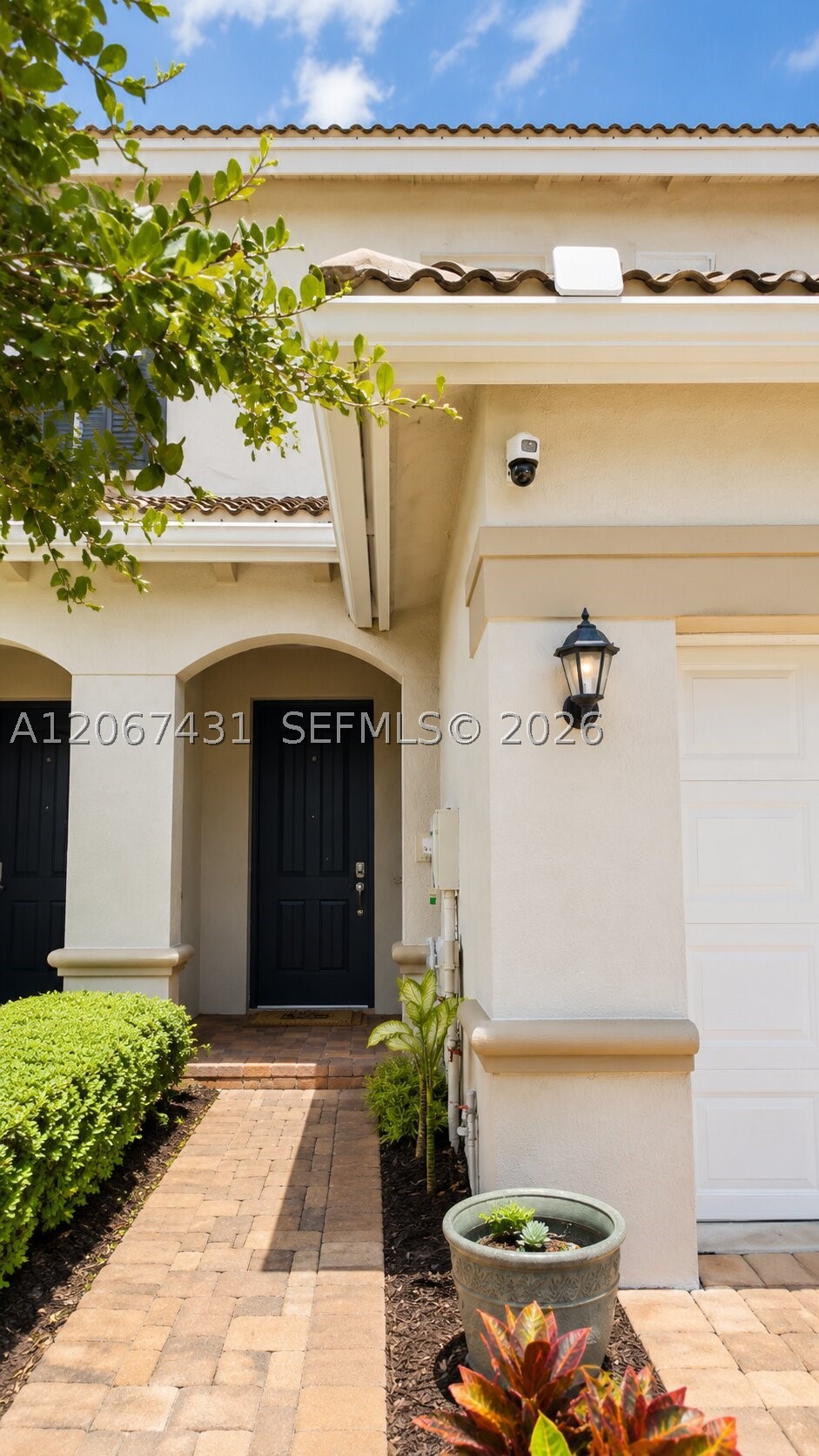 1127 Vermilion Dr, Lake Worth FL 33461