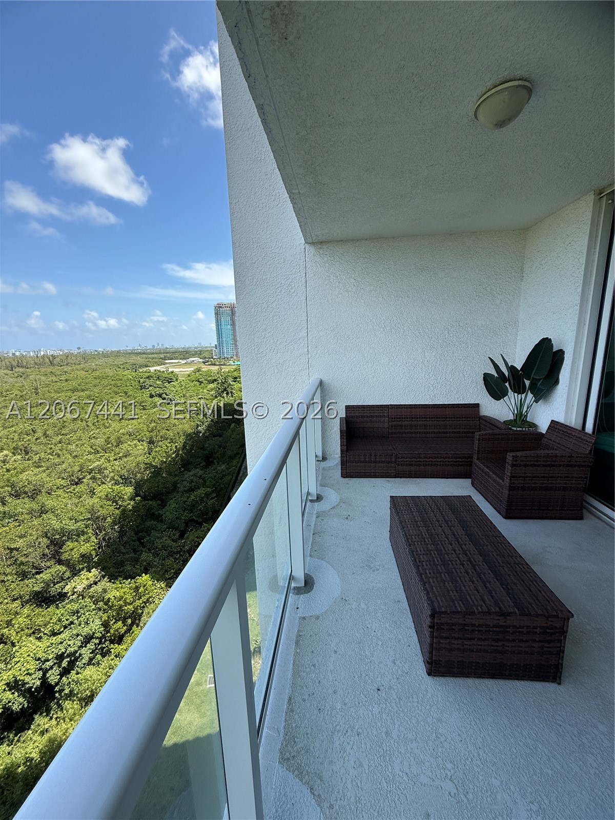 15051 Royal Oaks Ln #1104, North Miami FL 33181