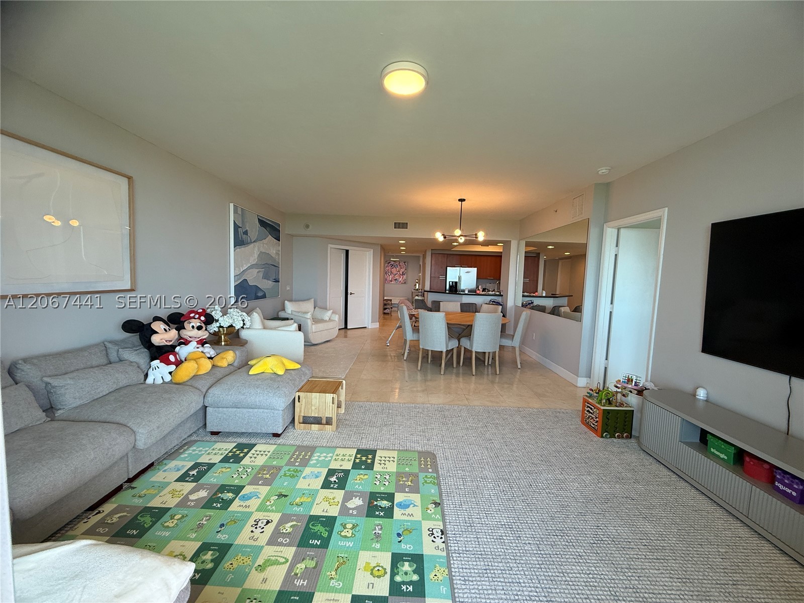 15051 Royal Oaks Ln #1104, North Miami FL 33181