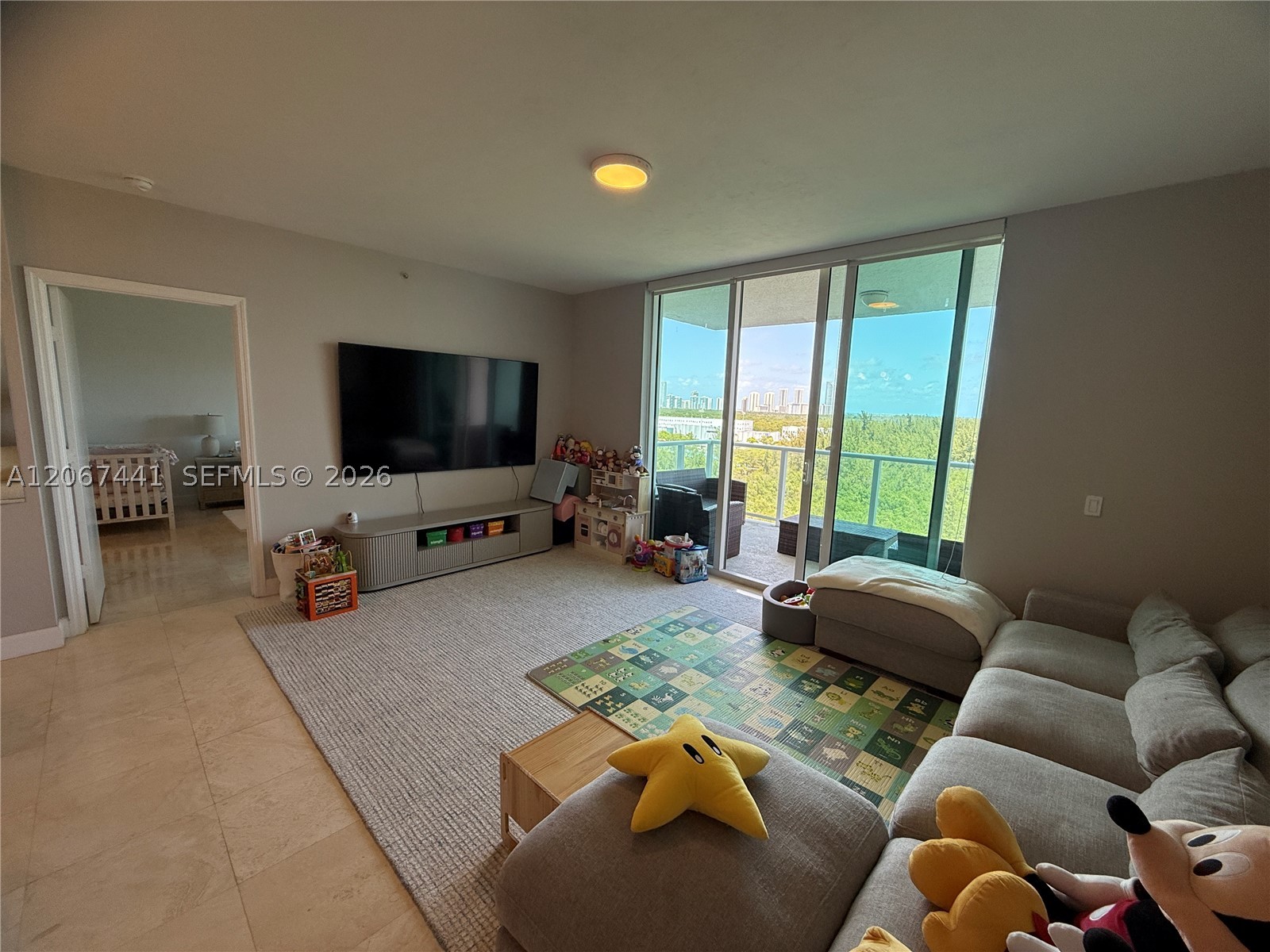 15051 Royal Oaks Ln #1104, North Miami FL 33181