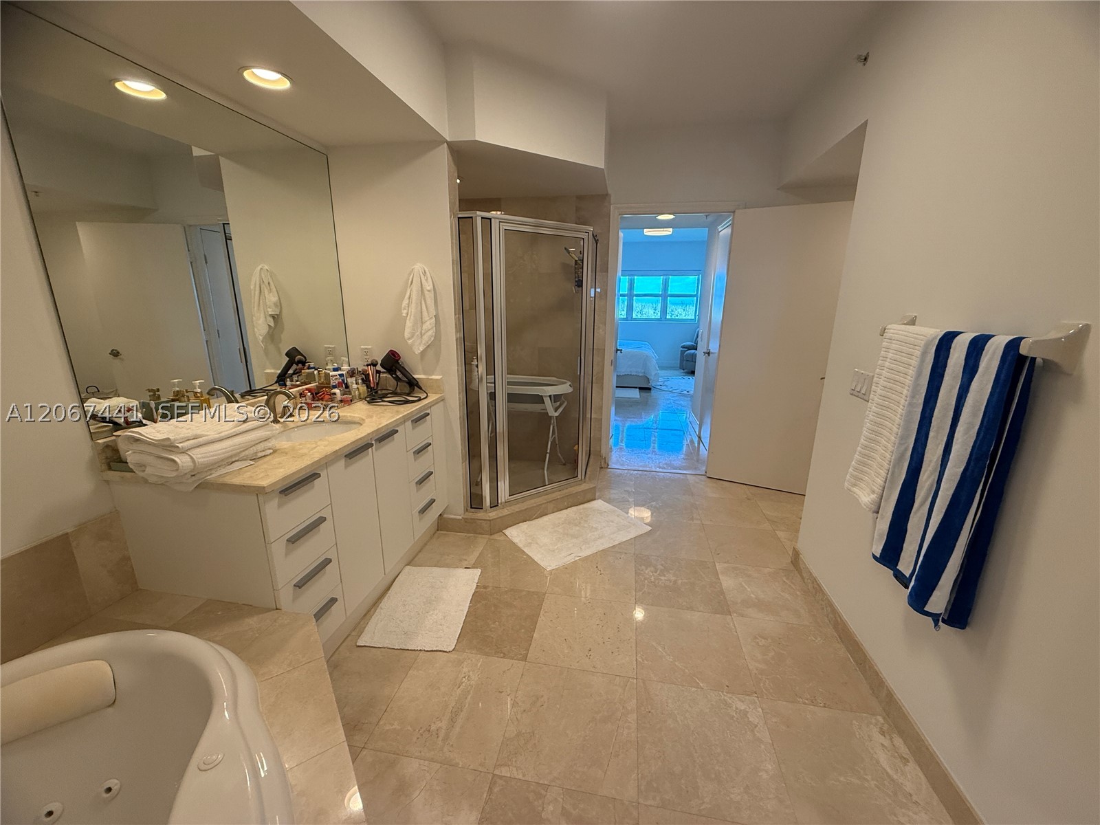 15051 Royal Oaks Ln #1104, North Miami FL 33181
