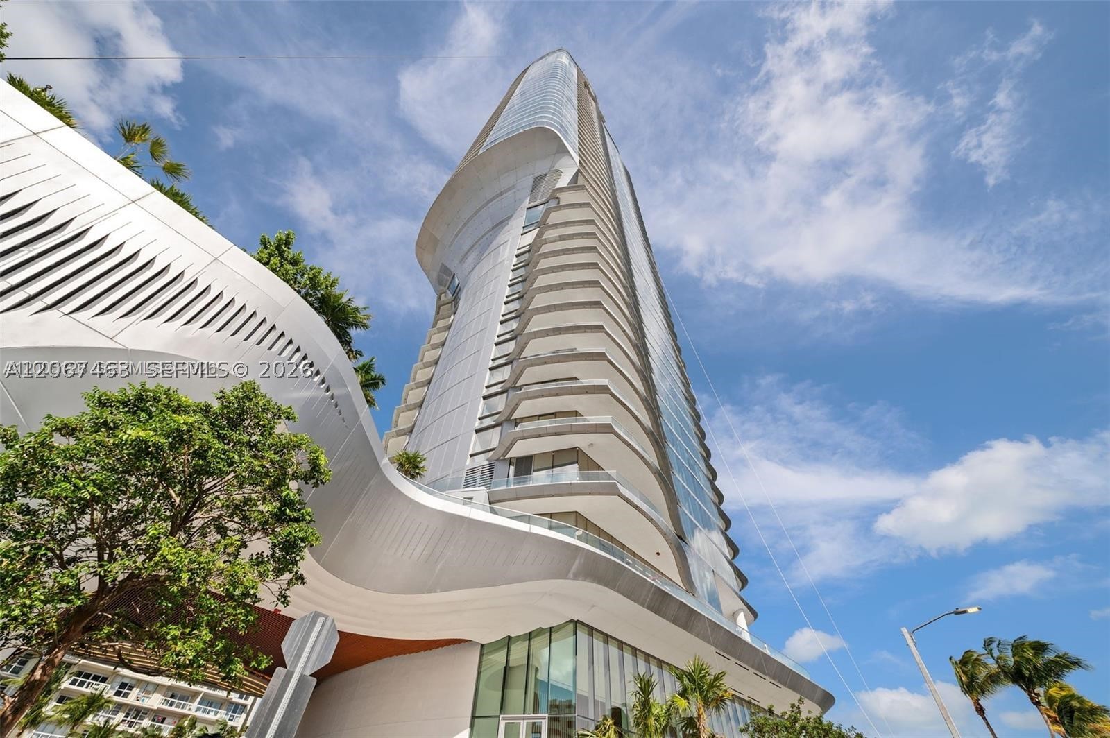 175 SE 25 RD #2604, Miami FL 33129