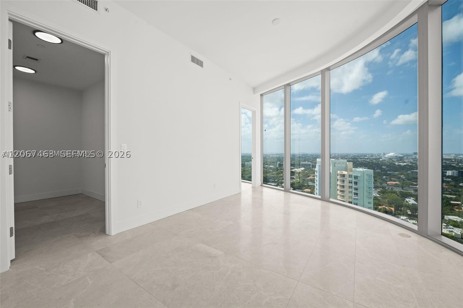 175 SE 25 RD #2604, Miami FL 33129