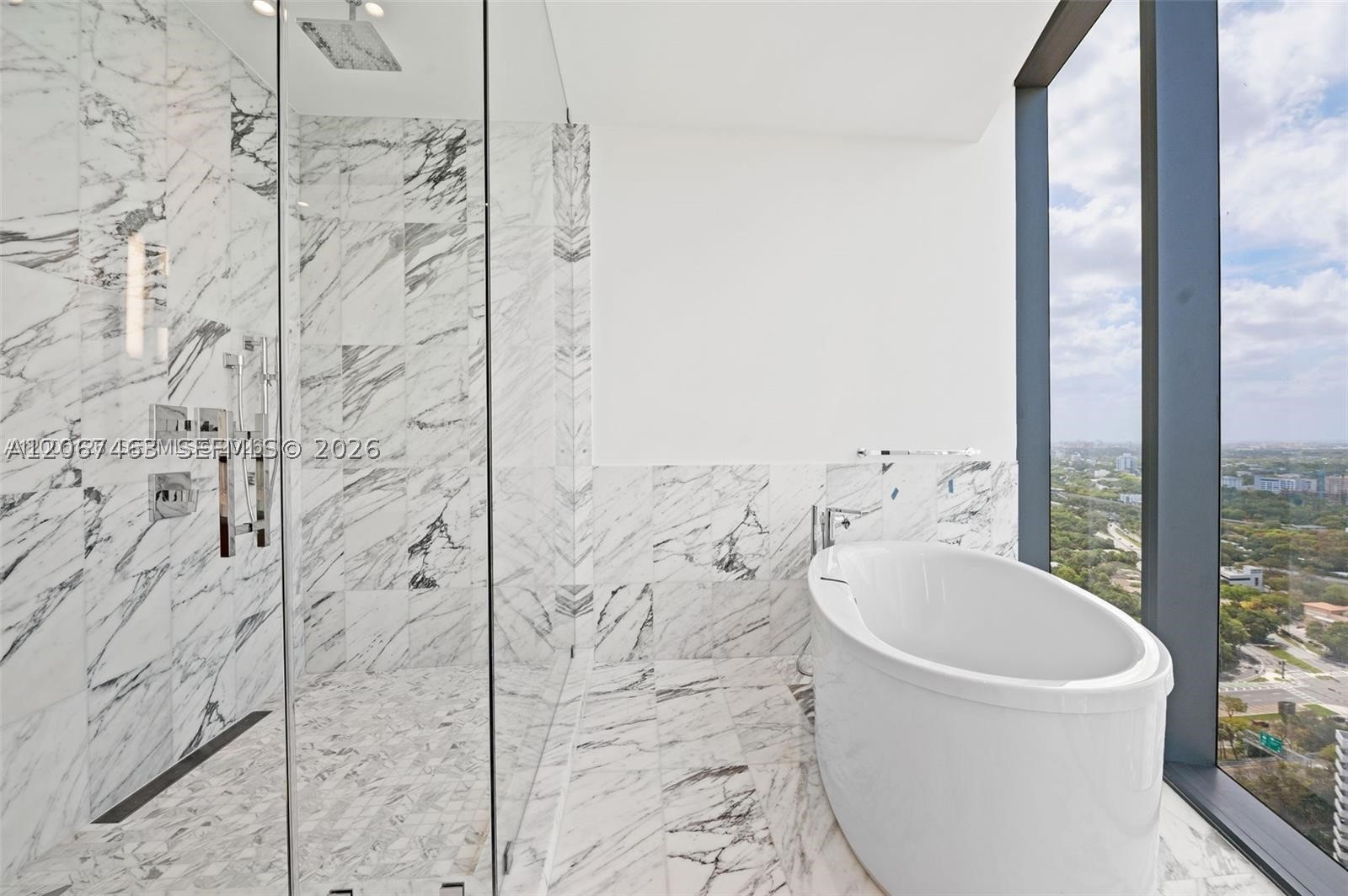 175 SE 25 RD #2604, Miami FL 33129