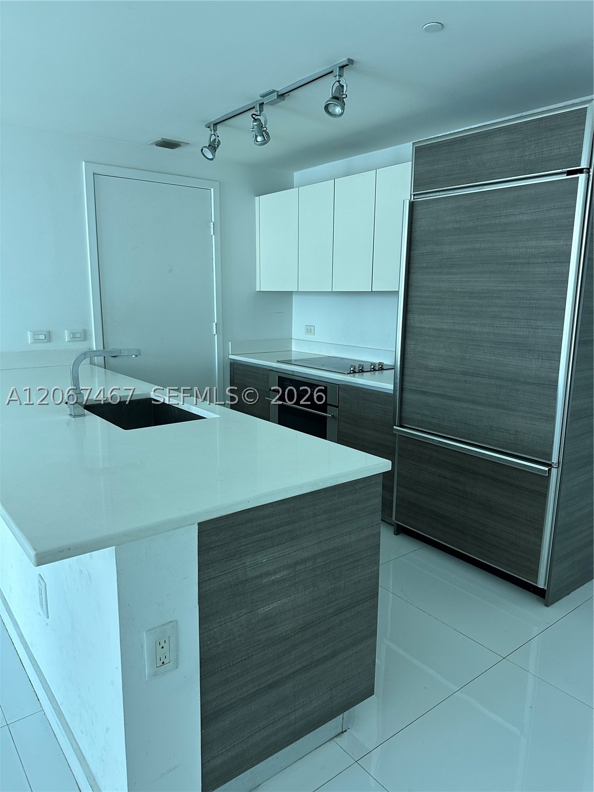 1100 S Miami Ave #2708, Miami FL 33130