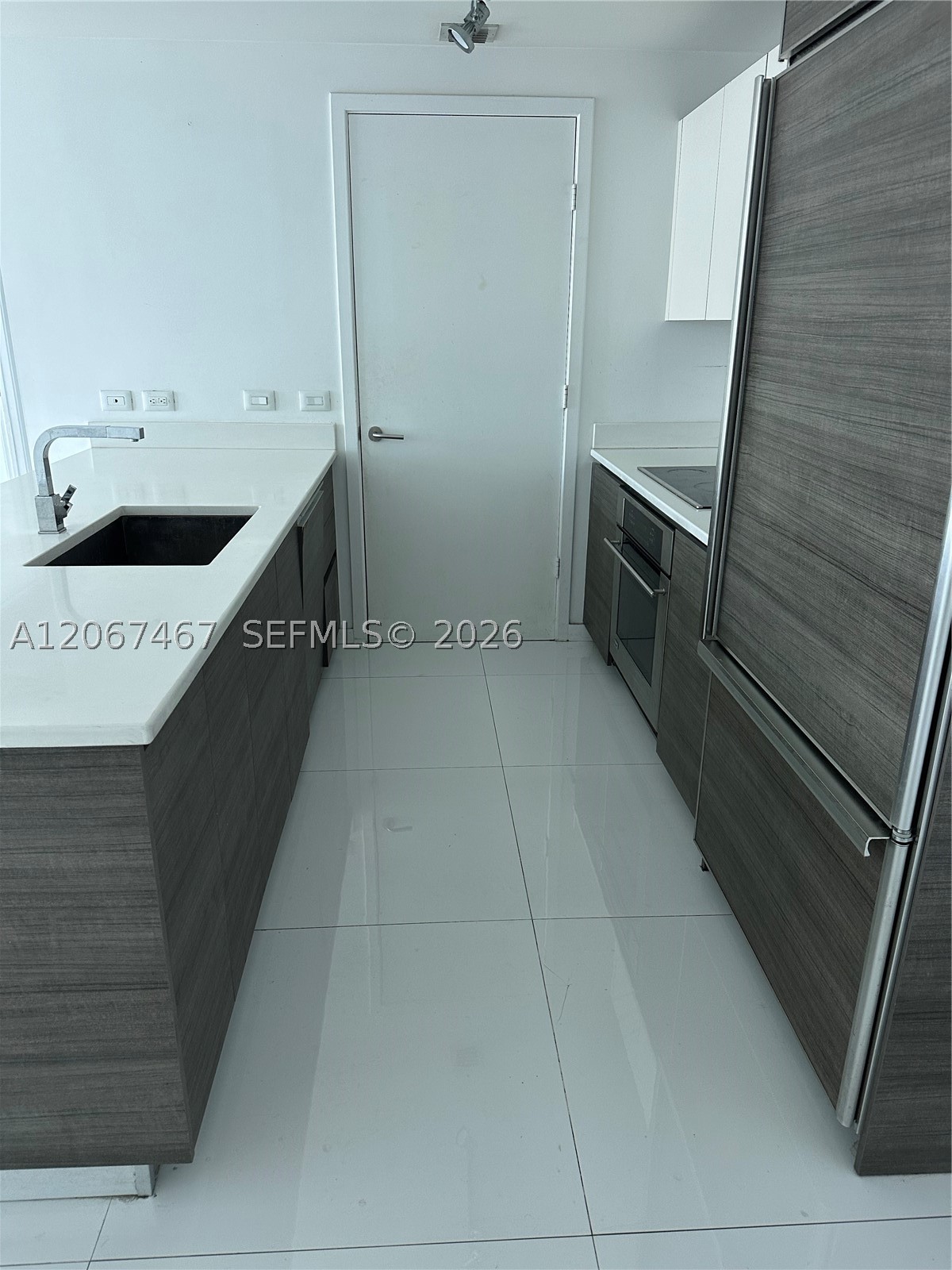 1100 S Miami Ave #2708, Miami FL 33130
