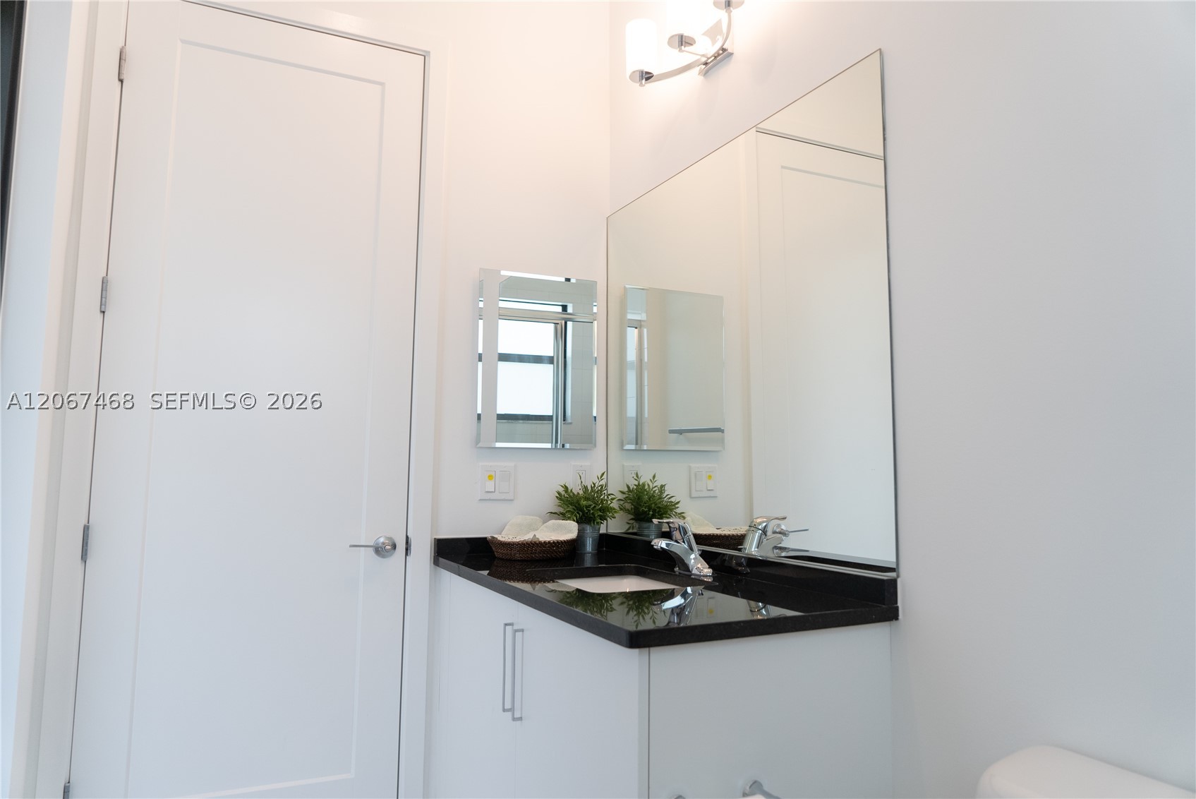 8151 Laurel Falls Dr, Boca Raton FL 33496