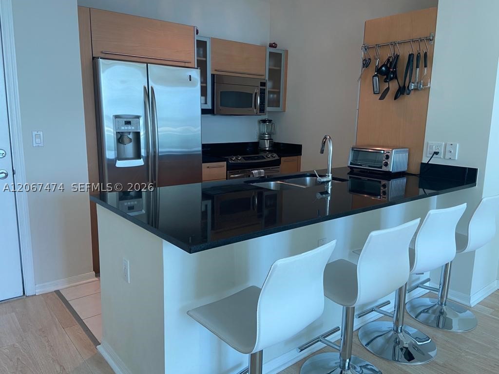 950 Brickell Bay Dr #1903, Miami FL 33131