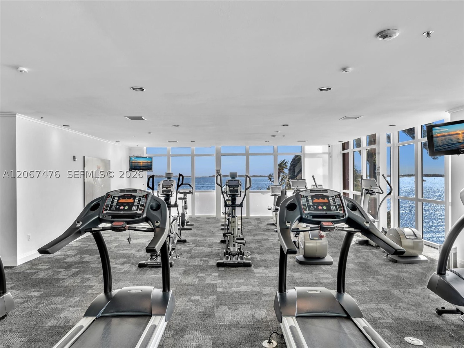 1155 Brickell Bay Dr #3211, Miami FL 33131