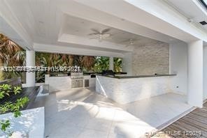 780 NE 69th St #1406, Miami FL 33138