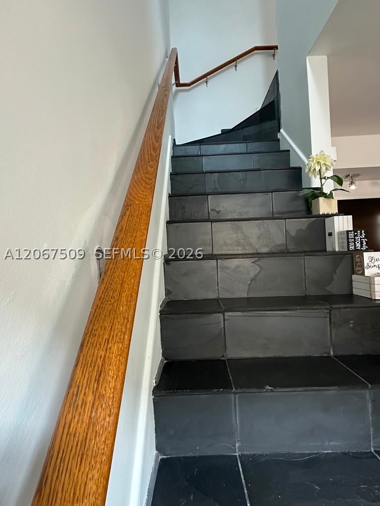 1614 Pennsylvania Ave #2D, Miami Beach FL 33139