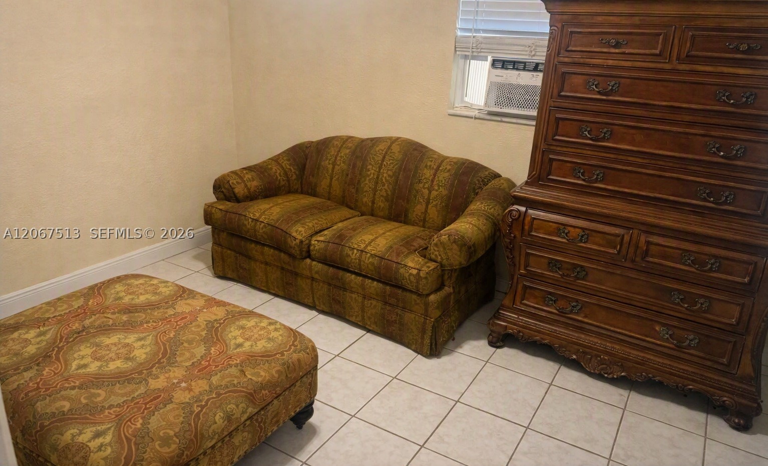 10920 Westwood Lake Dr, Miami FL 33165