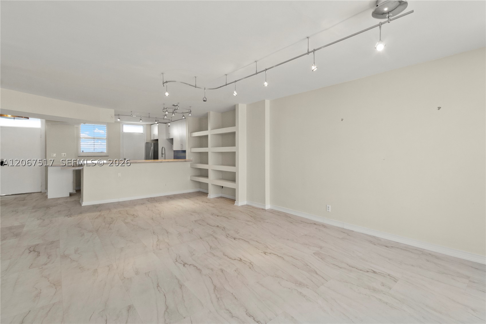 3703 NE 166th St #904-W, North Miami Beach FL 33160