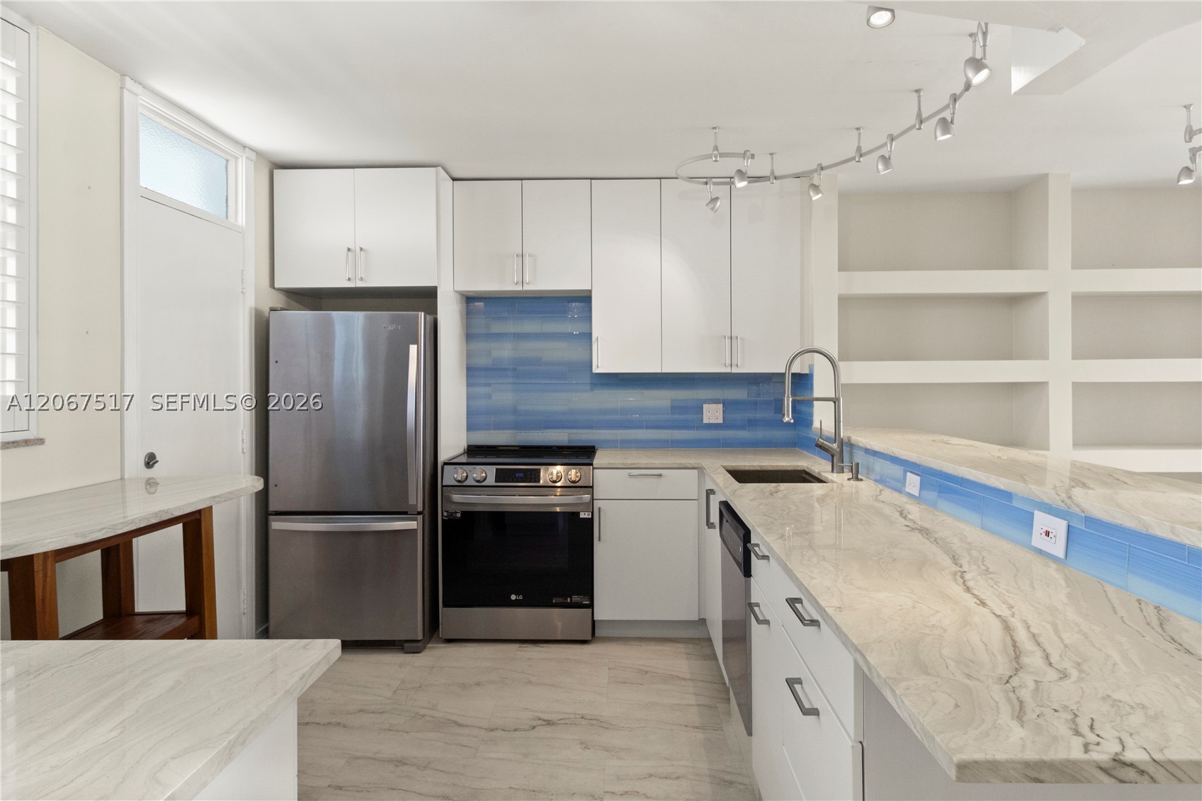 3703 NE 166th St #904-W, North Miami Beach FL 33160