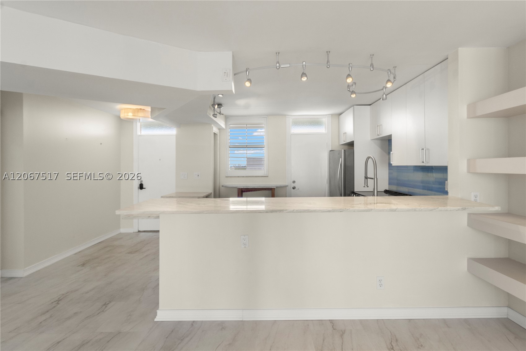 3703 NE 166th St #904-W, North Miami Beach FL 33160