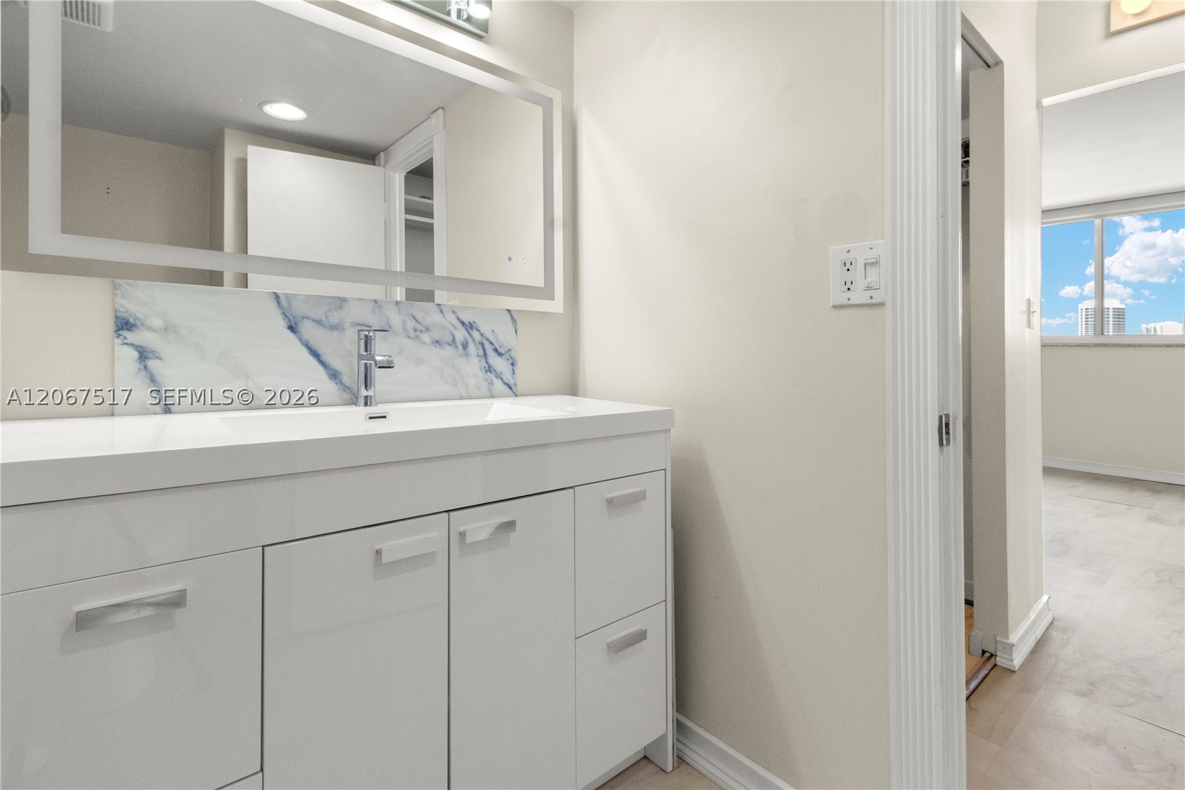 3703 NE 166th St #904-W, North Miami Beach FL 33160