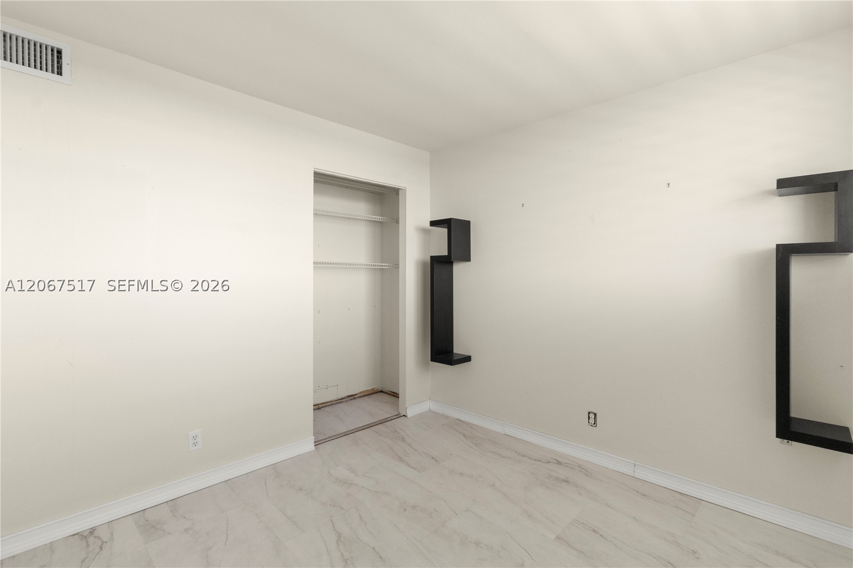 3703 NE 166th St #904-W, North Miami Beach FL 33160