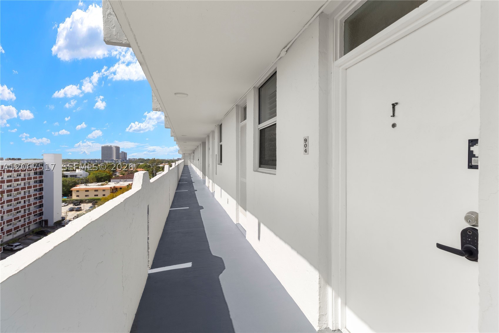 3703 NE 166th St #904-W, North Miami Beach FL 33160