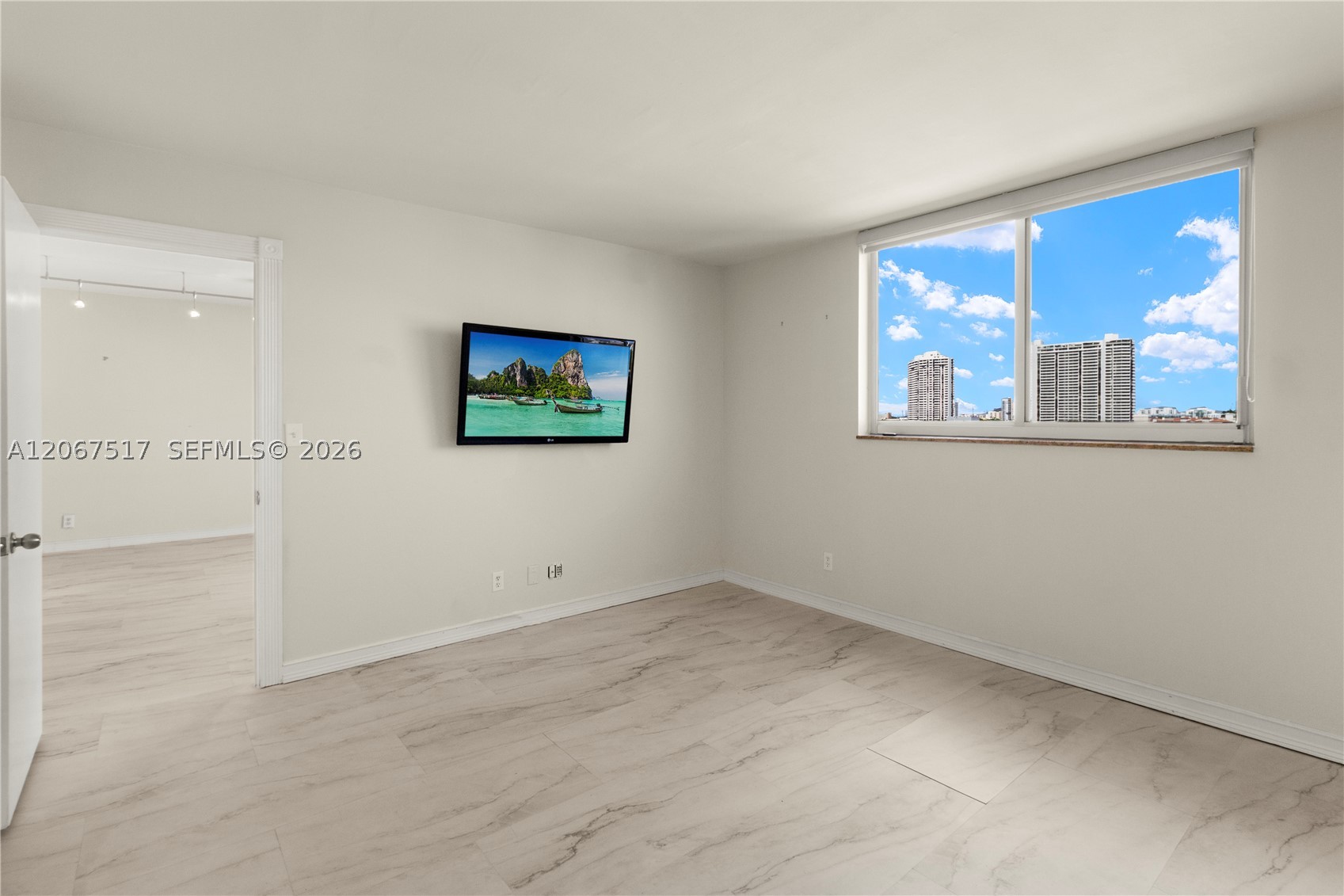 3703 NE 166th St #904-W, North Miami Beach FL 33160