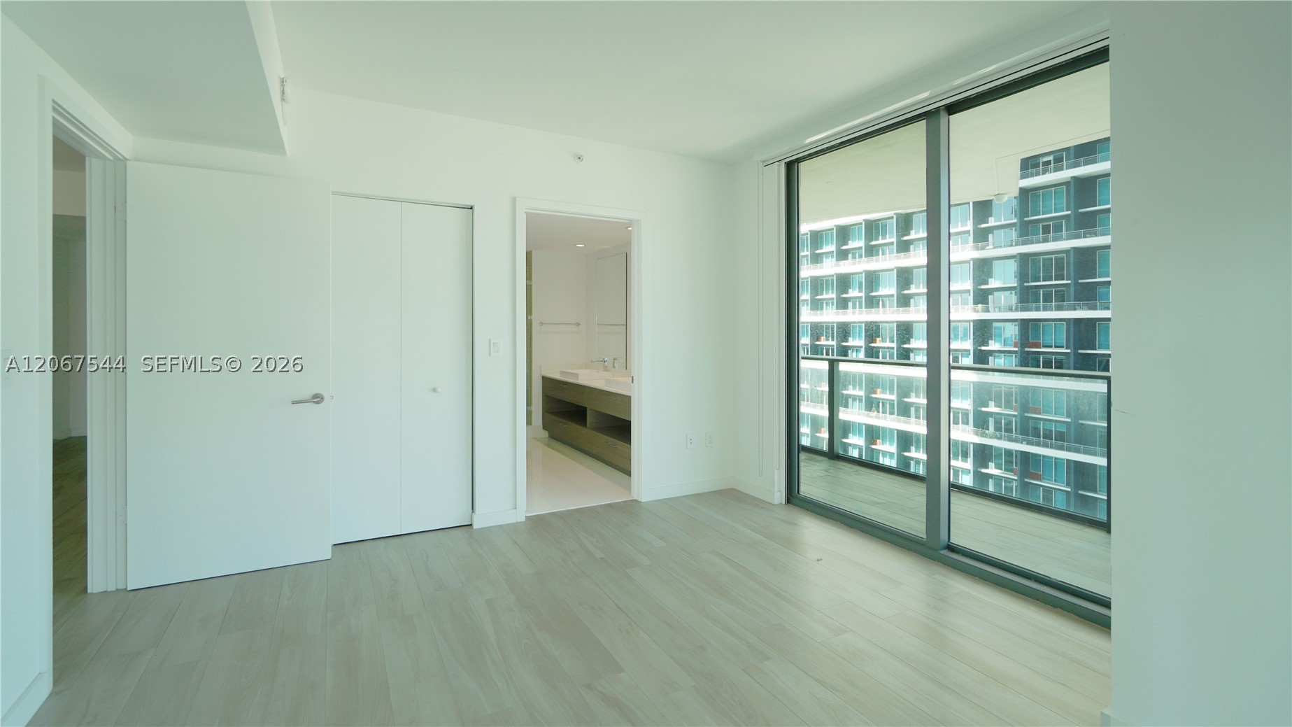 1300 S Miami Ave #2610, Miami FL 33130