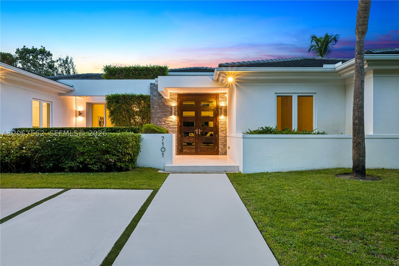 7101 SW 60th St, Miami FL 33143