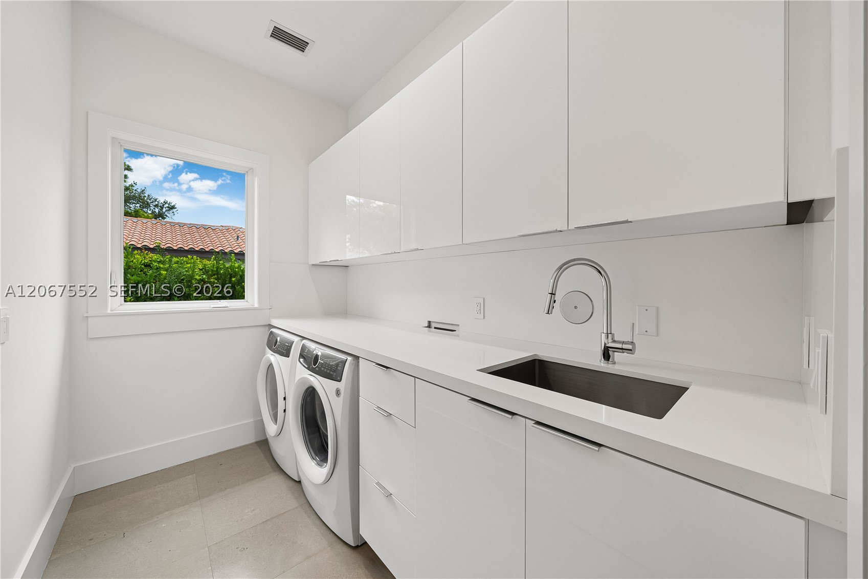 7101 SW 60th St, Miami FL 33143
