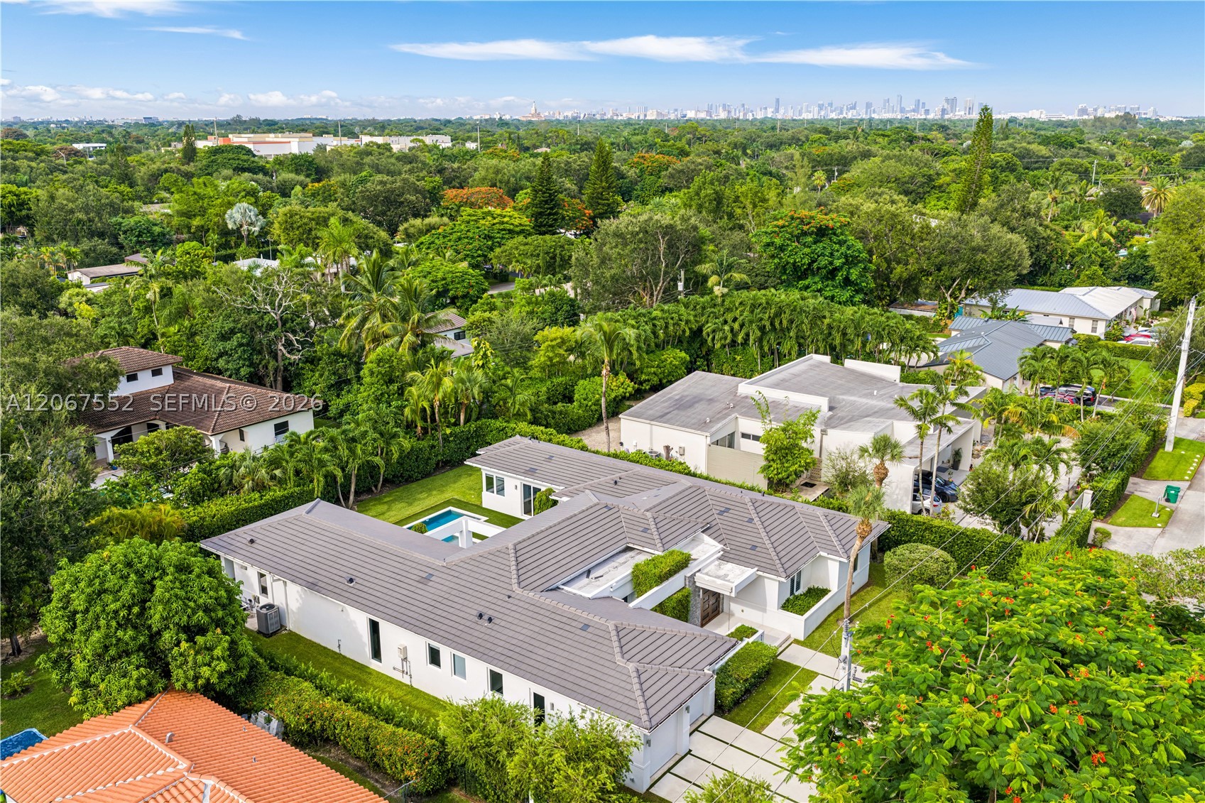 7101 SW 60th St, Miami FL 33143