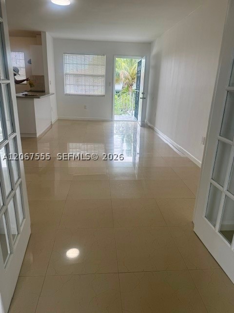 4050 NW 135  th  st #25, Opa Locka FL 33054