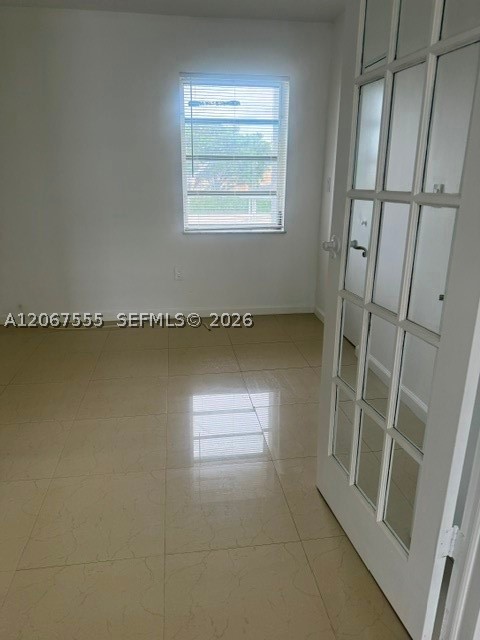 4050 NW 135  th  st #25, Opa Locka FL 33054
