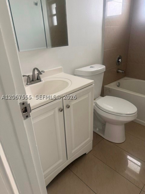 4050 NW 135  th  st #25, Opa Locka FL 33054