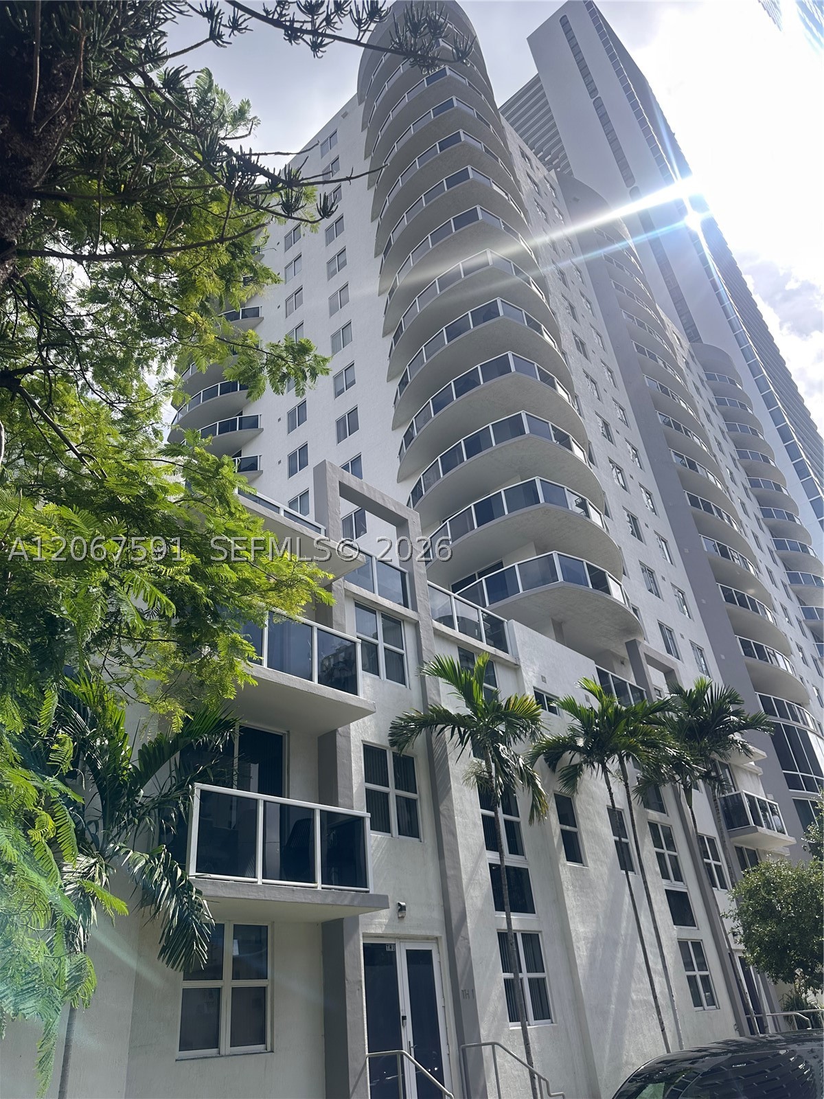 601 NE 23rd St #1605, Miami FL 33137