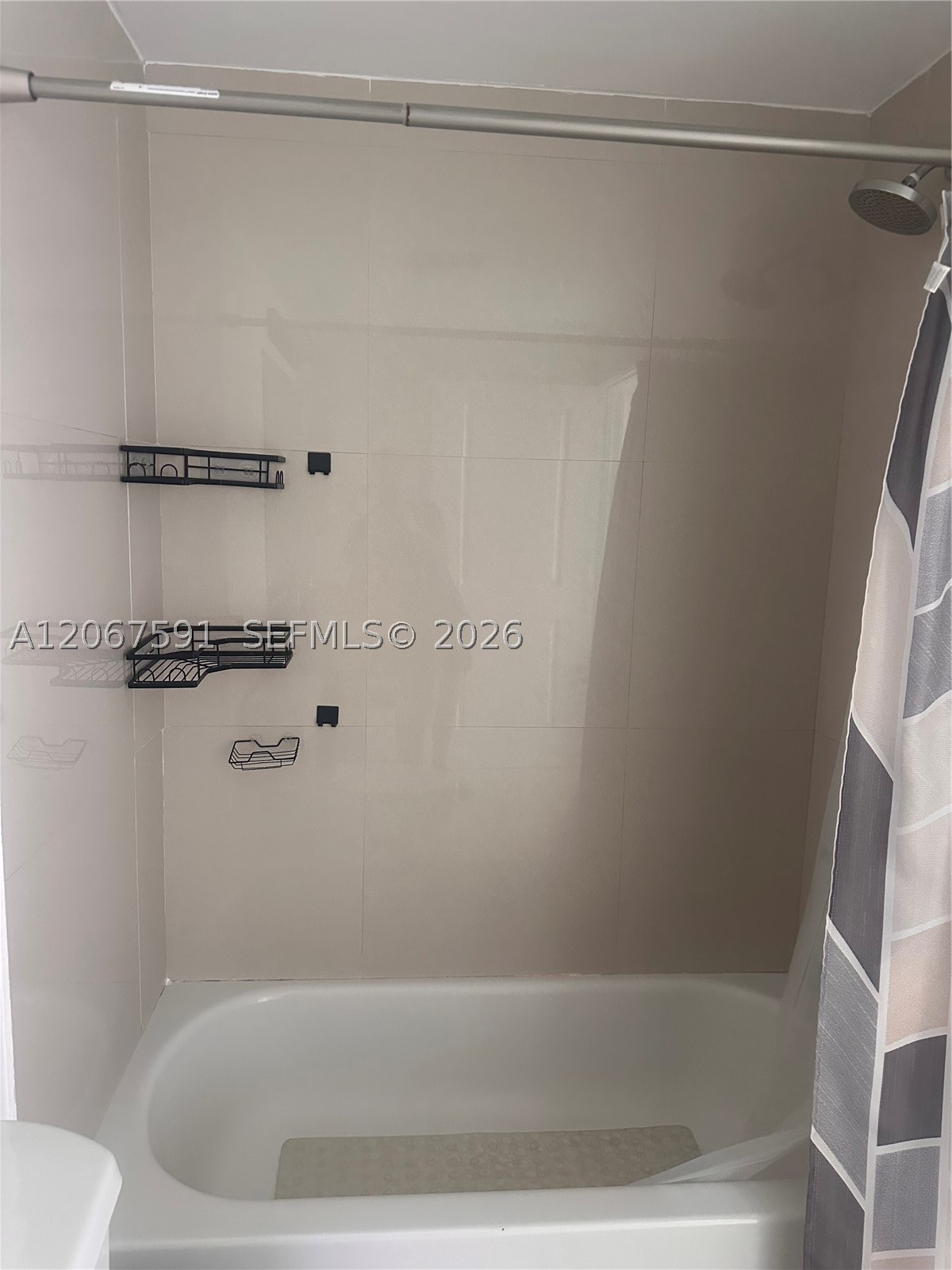 601 NE 23rd St #1605, Miami FL 33137