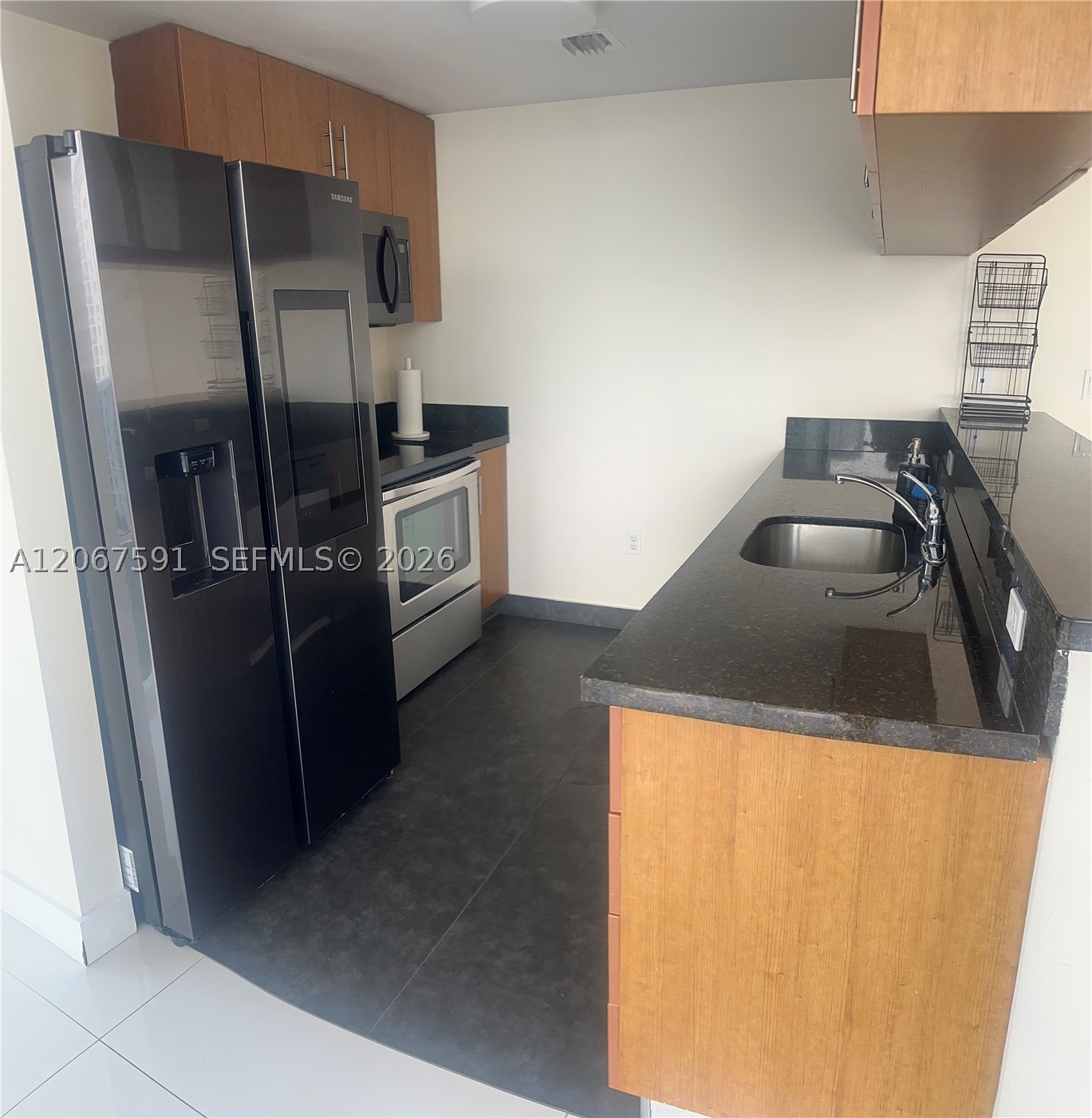 601 NE 23rd St #1605, Miami FL 33137