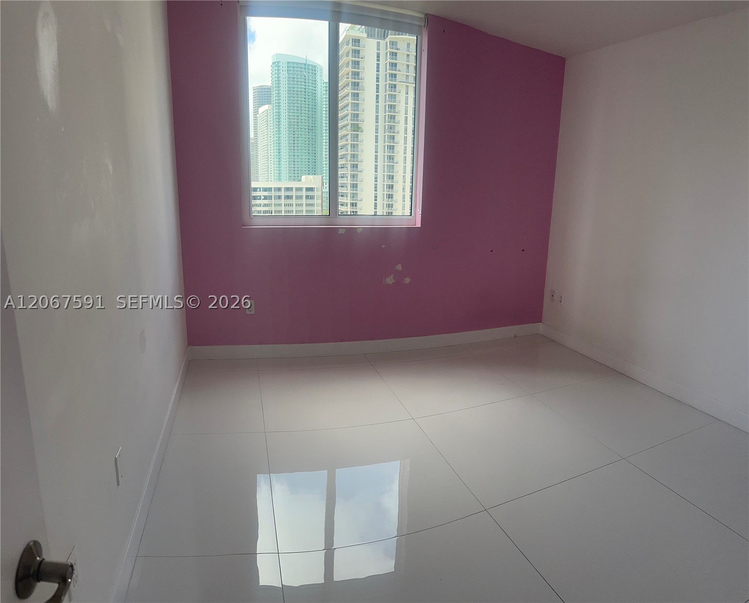 601 NE 23rd St #1605, Miami FL 33137