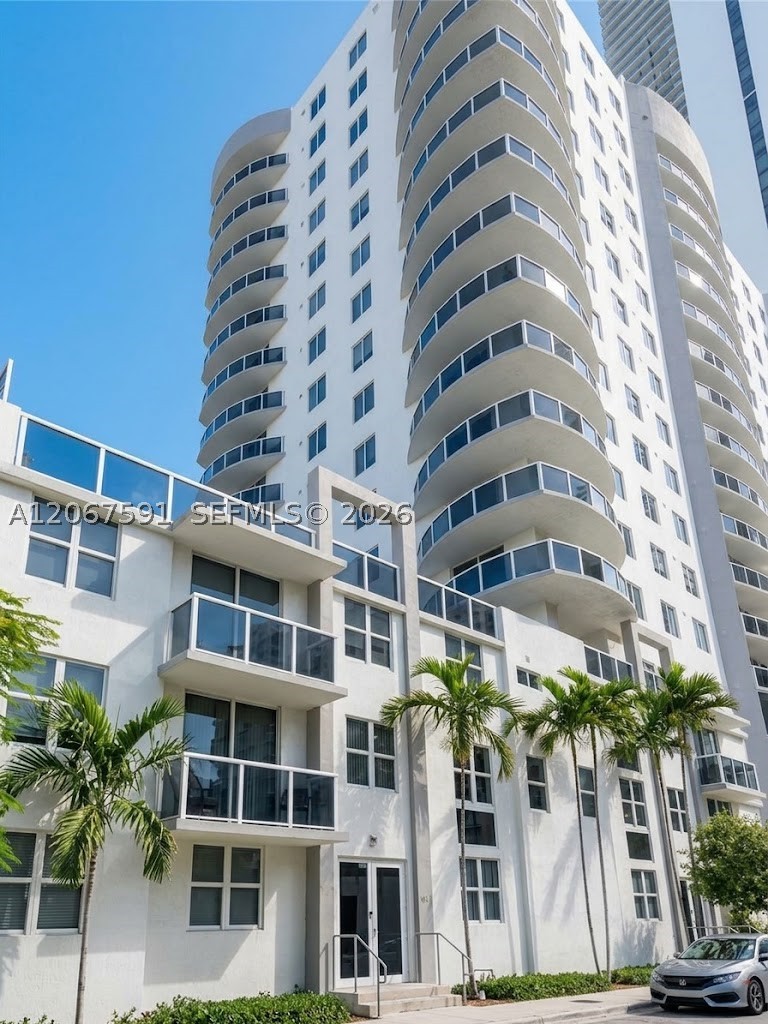 601 NE 23rd St #1605, Miami FL 33137