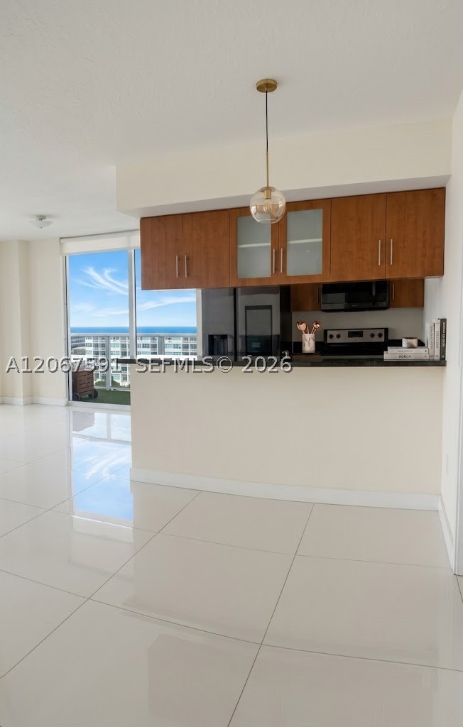 601 NE 23rd St #1605, Miami FL 33137