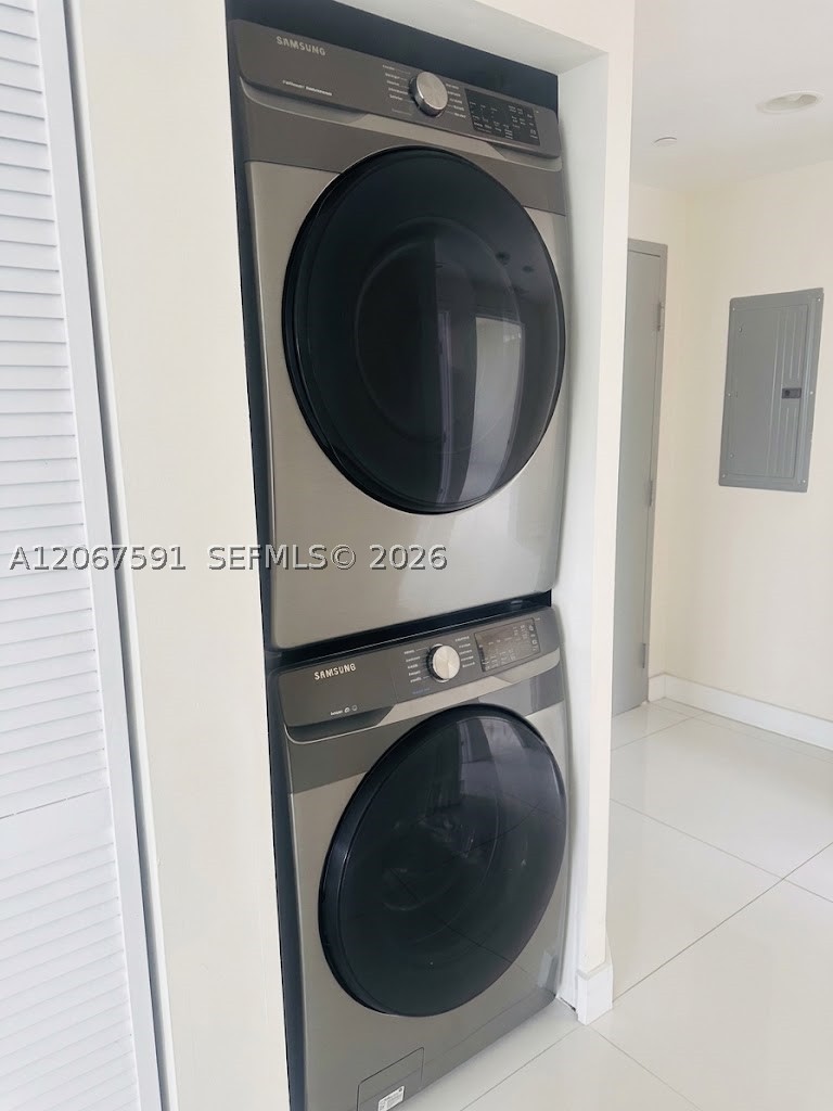 601 NE 23rd St #1605, Miami FL 33137