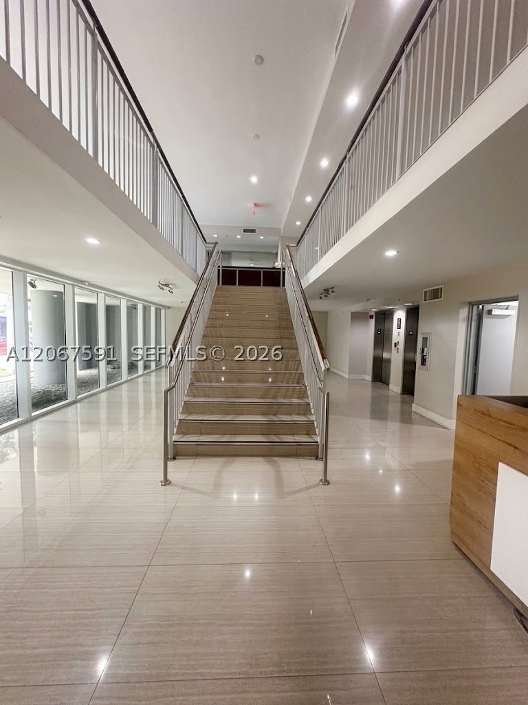 601 NE 23rd St #1605, Miami FL 33137
