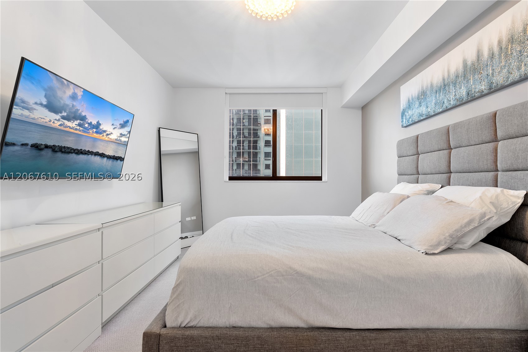 999 SW 1st Ave #2115, Miami FL 33130
