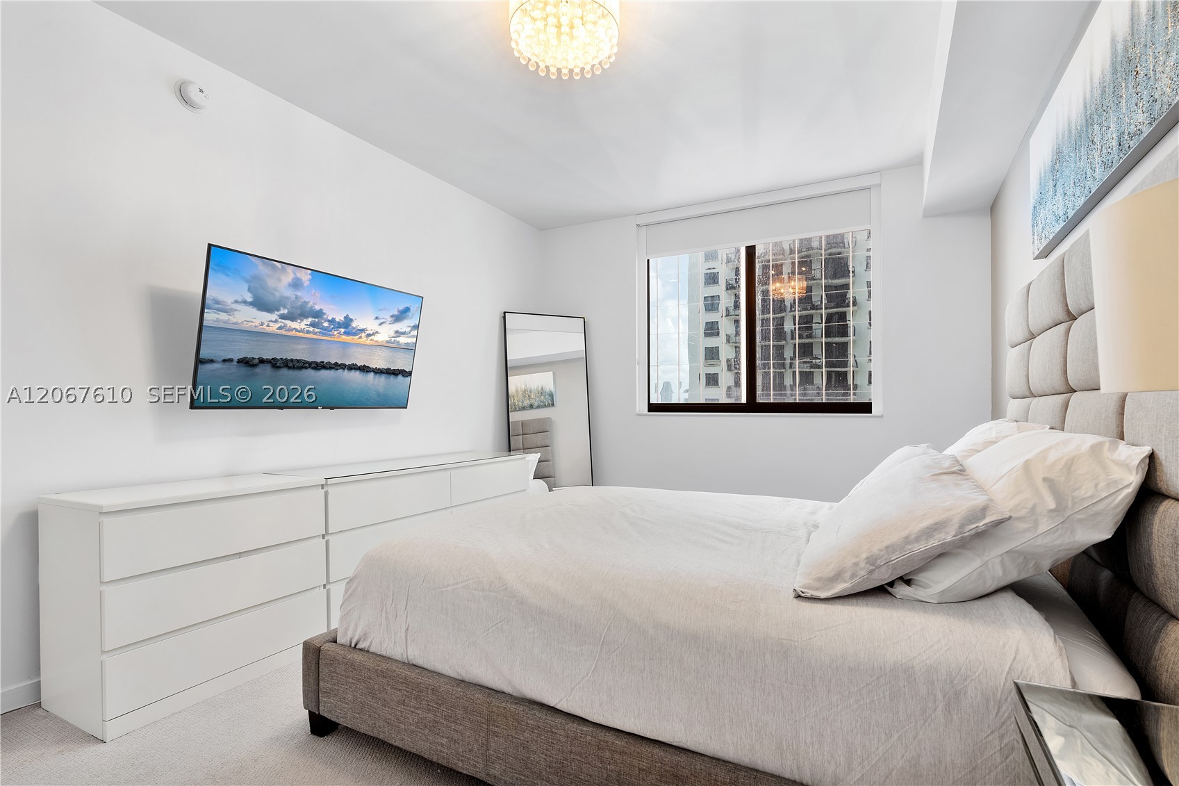 999 SW 1st Ave #2115, Miami FL 33130
