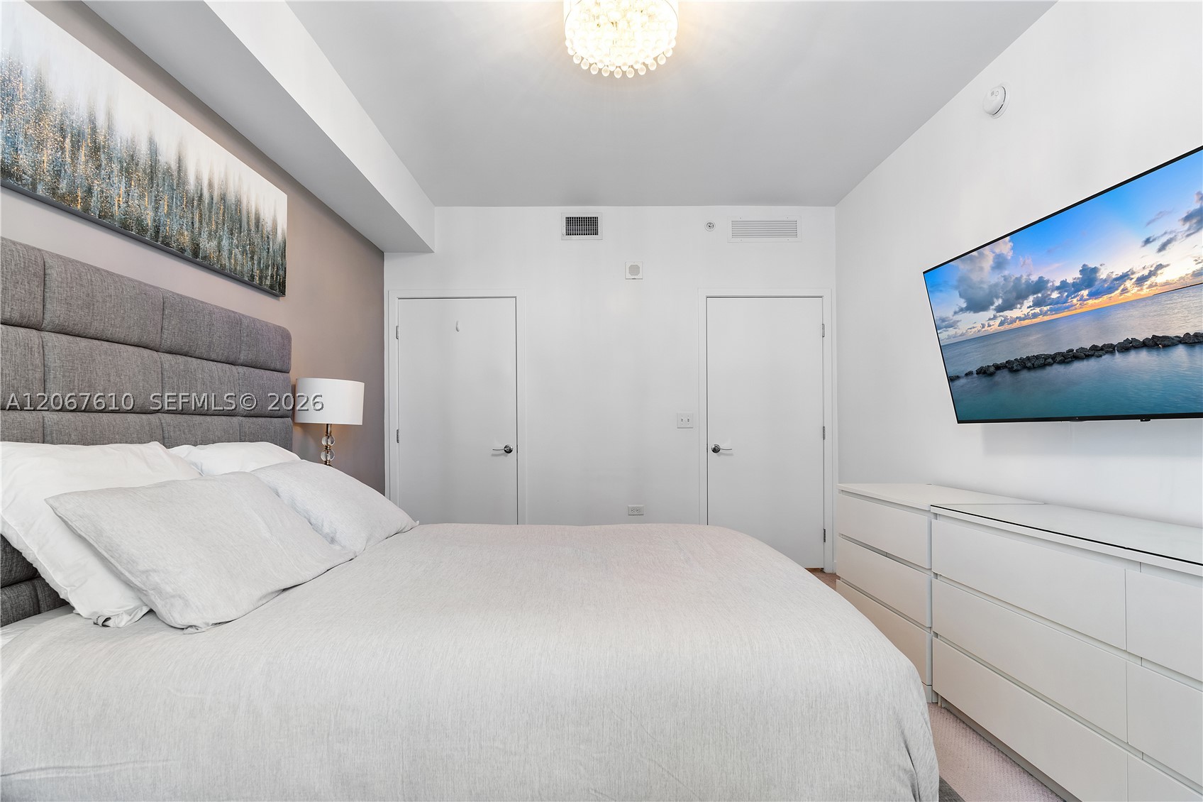 999 SW 1st Ave #2115, Miami FL 33130