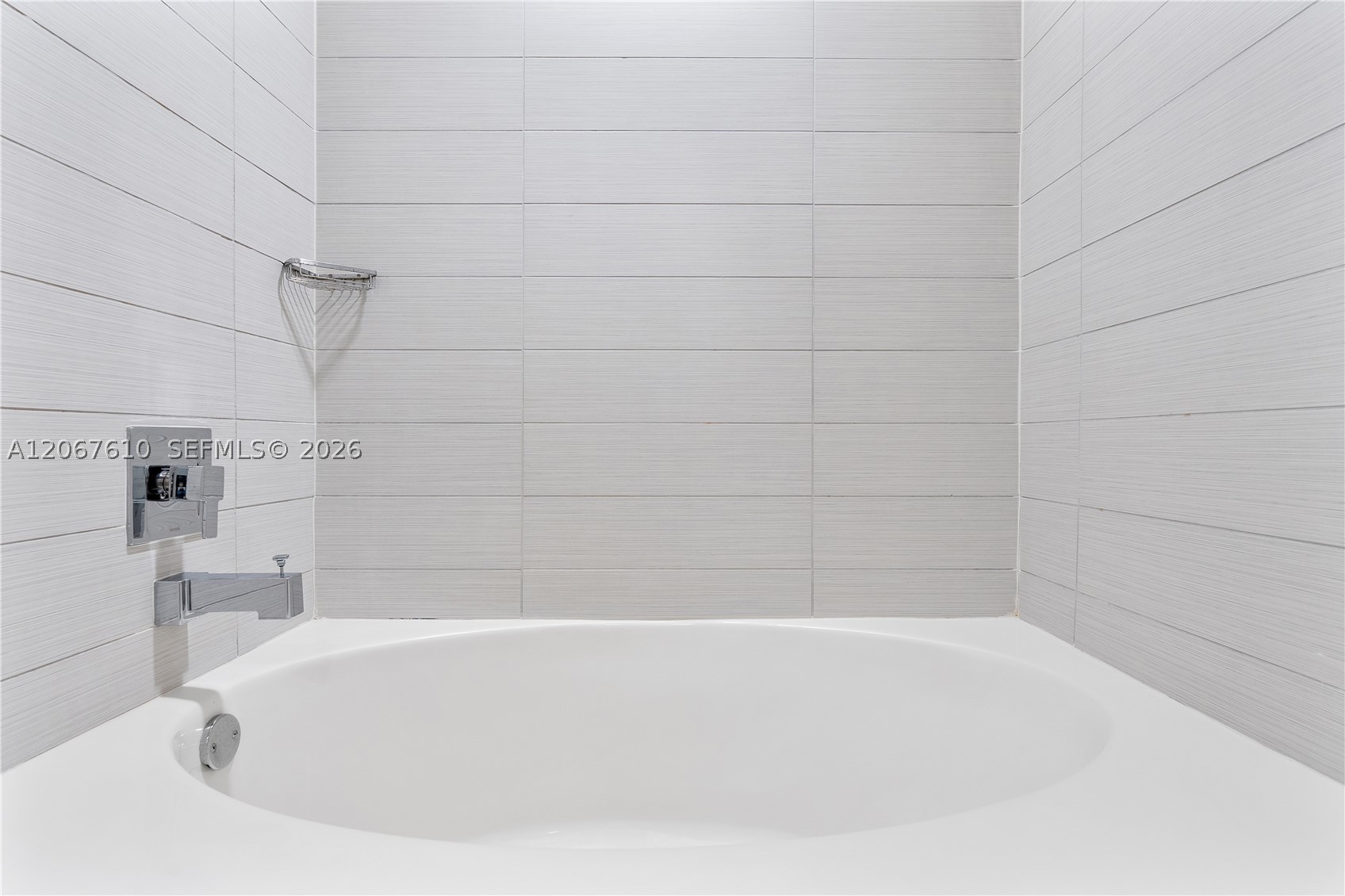 999 SW 1st Ave #2115, Miami FL 33130