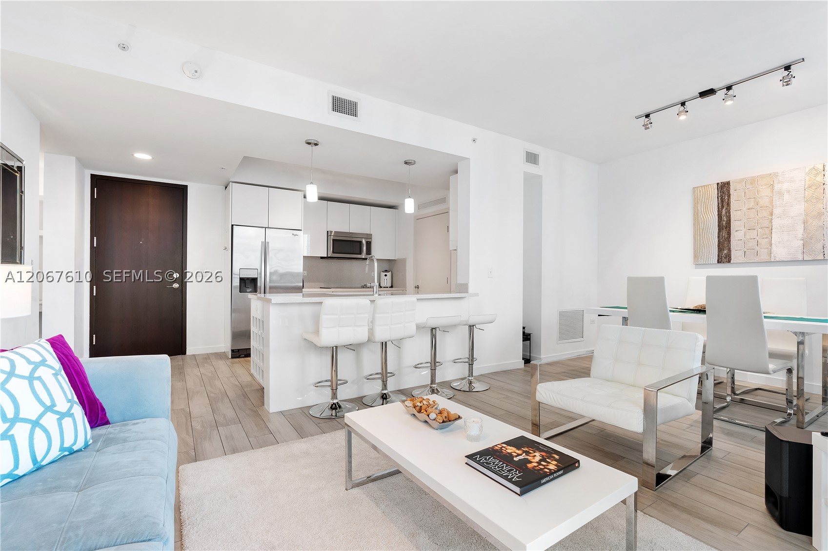 999 SW 1st Ave #2115, Miami FL 33130