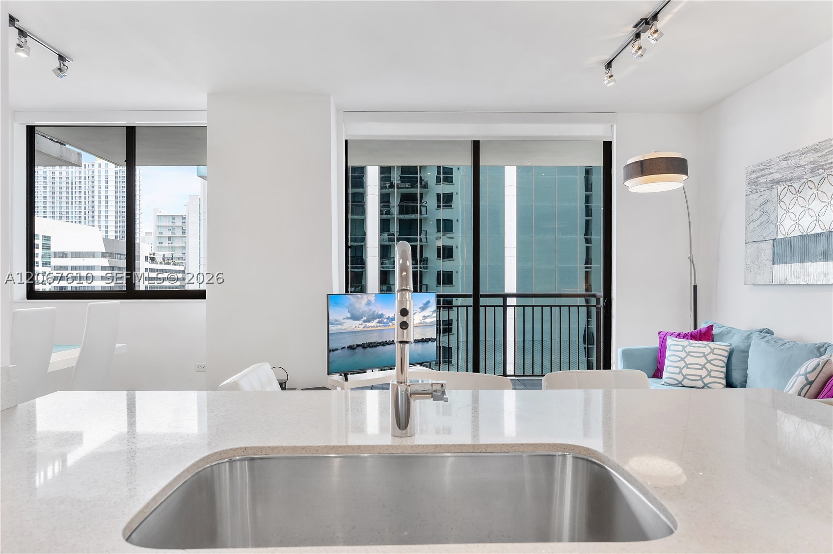 999 SW 1st Ave #2115, Miami FL 33130