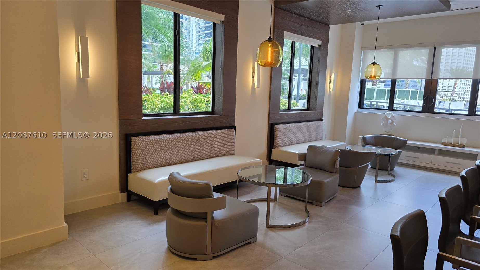 999 SW 1st Ave #2115, Miami FL 33130